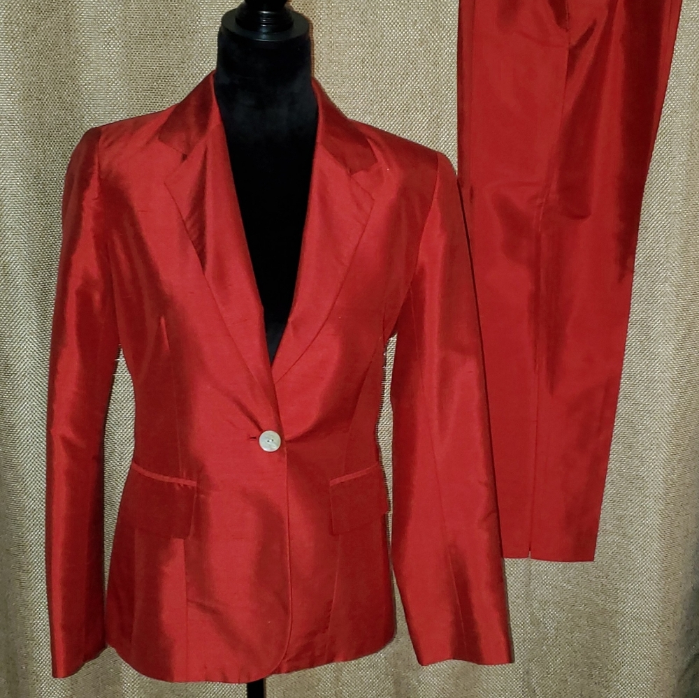 Bloomingdale's, Petite sz 4, Red, Silk Pant Suit